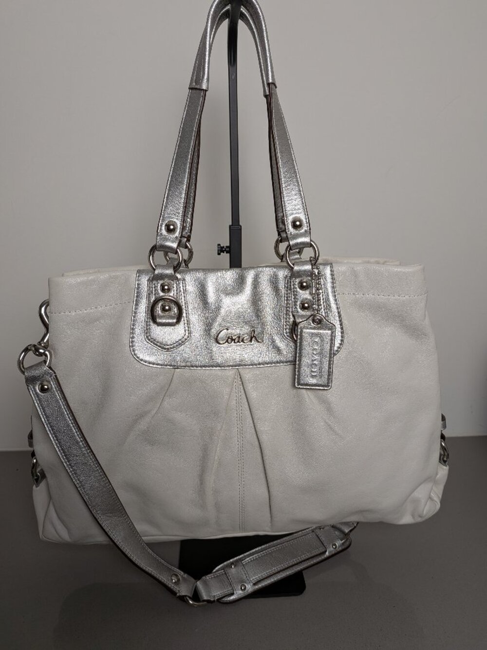 Coach Leather Ashley Carryall Shoulder Bag Silver White Womens